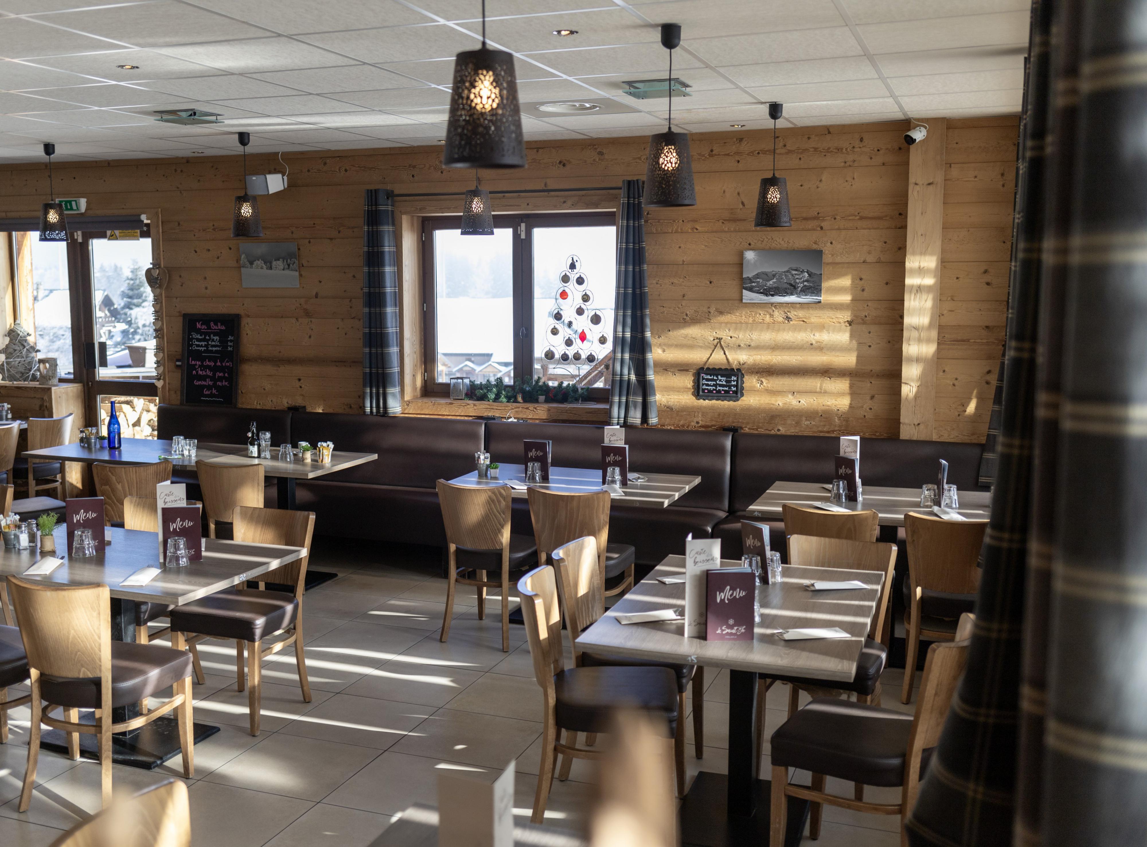 restaurant salle feclaz