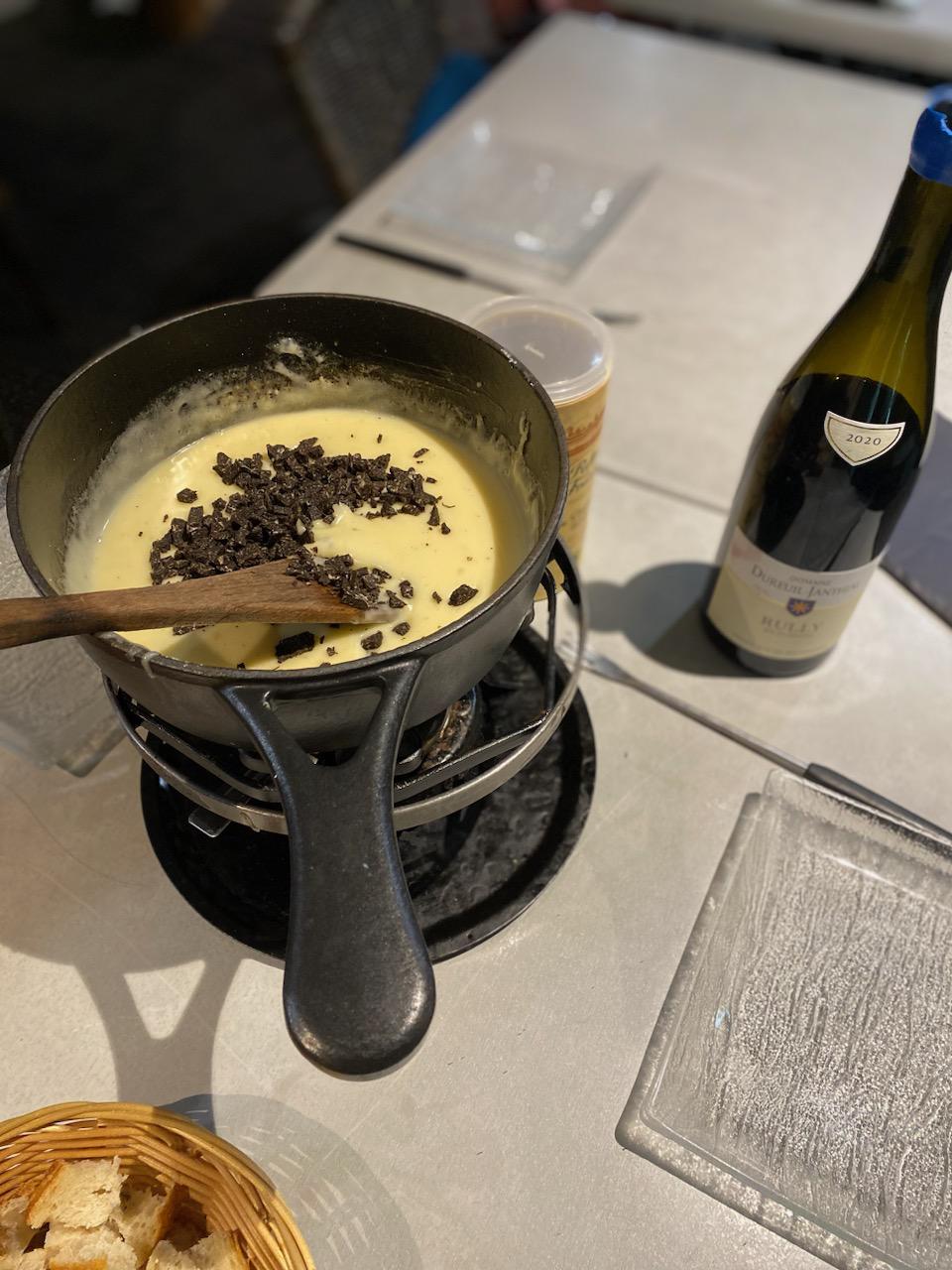 fondue, fondue savoyarde, restaurant